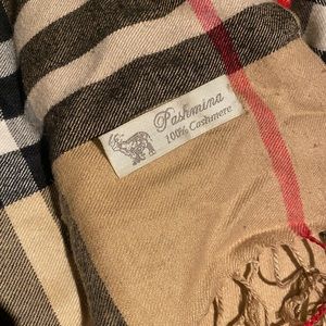 100% cashmere scarf